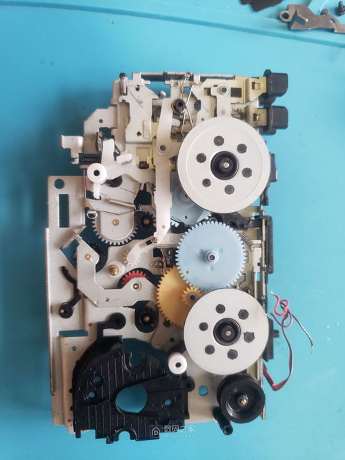 愛華js415磁帶隨身聽拆機打理換電容復活 附電路手冊