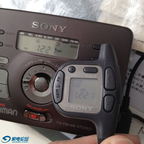 已出,封貼 出一代牛機,索尼wm gx822磁帶隨身聽一套,帶箱說 家電交易區